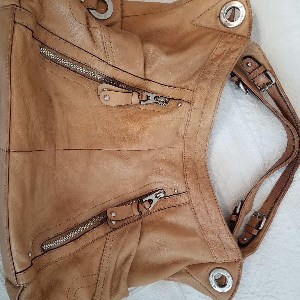 Gorgeous B Makowsky handbag